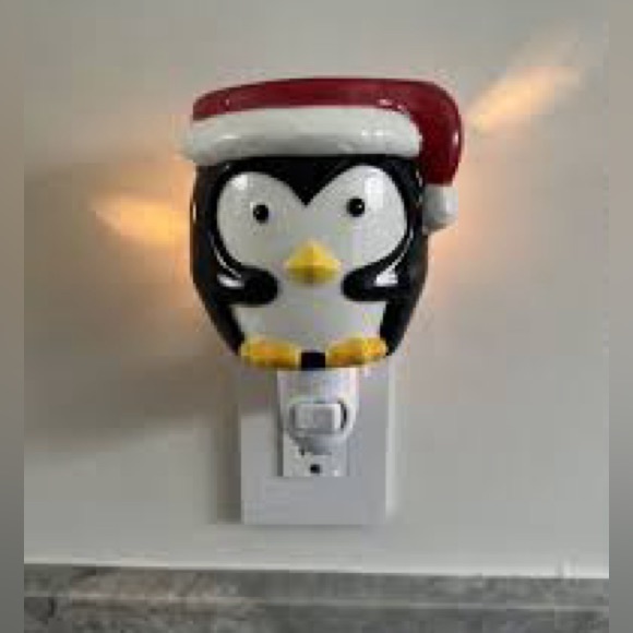 Scentsy Other - NWB baby tux mini Scentsy warmer